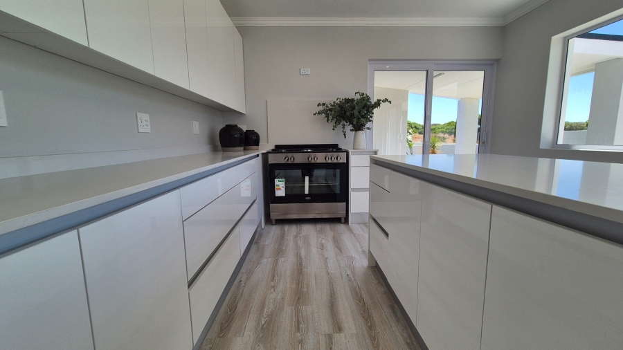 3 Bedroom Property for Sale in Country Club Western Cape